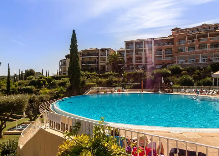 Cap Esterel: 2 Pièces Rdc Avec Terrasse, Climatisation - Fr-1-504-685 Saint-Raphaël