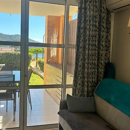 Cap Esterel: 2 Pieces Rdc Avec Terrasse, Climatisation - Fr-1-504-685 Apartment Saint-Raphael (Var)